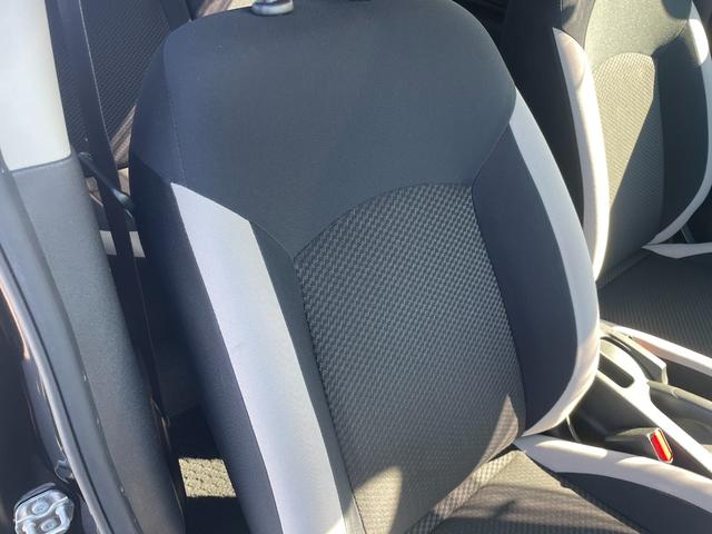 ノート 　４ＷＤ　衝突被害軽減　社外メモリナビ　ＣＤ　ＤＶＤ　ＢＴ　ワンセグ　ＵＳＢ　ＡＵＸ　バックカメラ　オートライト　純正１５インチアルミホイール　レーンキープアシスト　コーナーセンサー　フロアマット（48枚目）