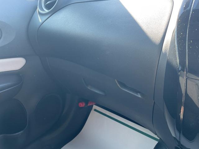 ノート 　４ＷＤ　衝突被害軽減　社外メモリナビ　ＣＤ　ＤＶＤ　ＢＴ　ワンセグ　ＵＳＢ　ＡＵＸ　バックカメラ　オートライト　純正１５インチアルミホイール　レーンキープアシスト　コーナーセンサー　フロアマット（60枚目）