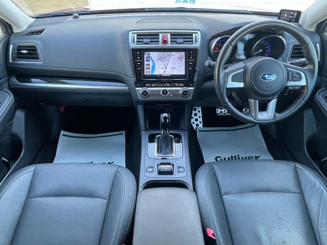 ４ＷＤ　アイサイト　純正ＳＤナビ　ＣＤ　ＤＶＤ　ＢＴ　フルセグ　ＡＵＸ　ＵＳＢ　バックカメラ　パワーバックドア　追従型クルーズコントロール　ＬＥＤオートライト　パワーシート　ドラレコ　スマートキー×２