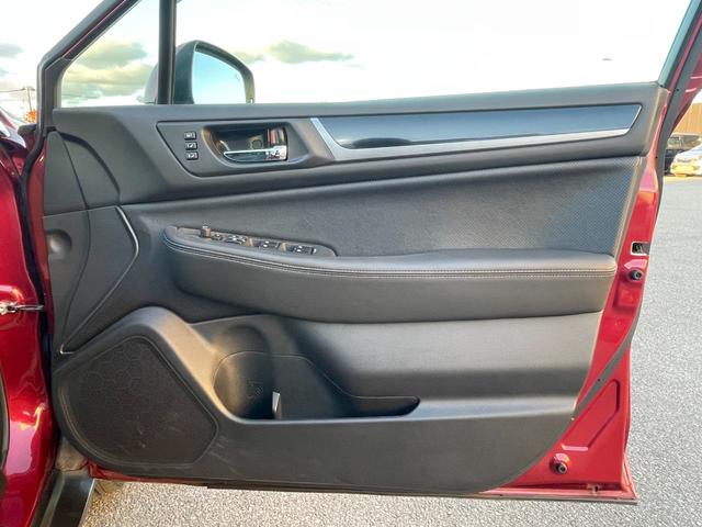 当店の在庫は試乗も可能です！是非お待ちしております。ご商談はご来店頂けるお客様に限らせていただいております。☆お気軽にお電話ください。００７８−６０４０−７２６１