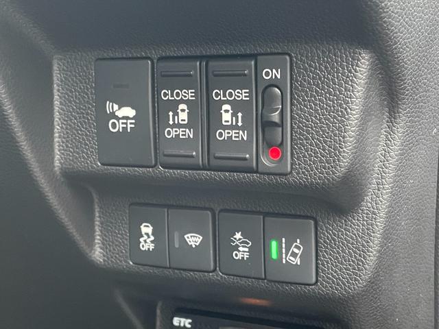 フリードハイブリッド ハイブリッド・EX 衝突被害軽減システム 純正SDナビ CD DVD BT フルセグ USB AUX MSV バックカメラ 両側パワースライドドア アダプティブクルーズコントロール LEDオートライト シートヒーター(8枚目)