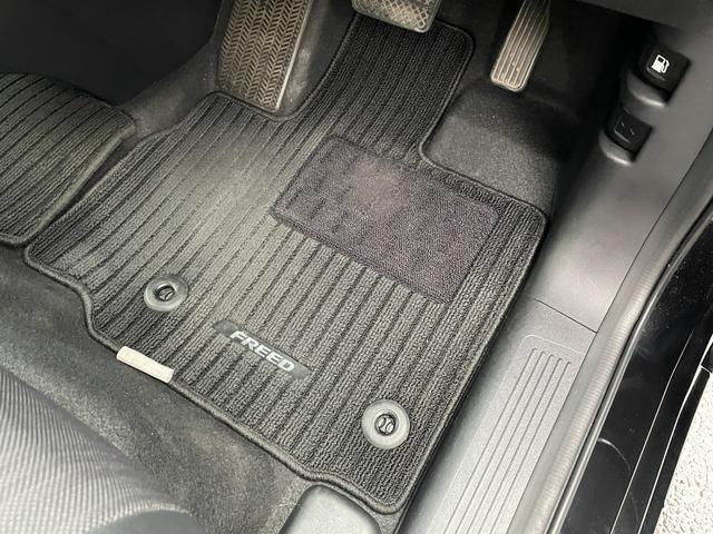 フリードハイブリッド ハイブリッド・EX 衝突被害軽減システム 純正SDナビ CD DVD BT フルセグ USB AUX MSV バックカメラ 両側パワースライドドア アダプティブクルーズコントロール LEDオートライト シートヒーター(65枚目)