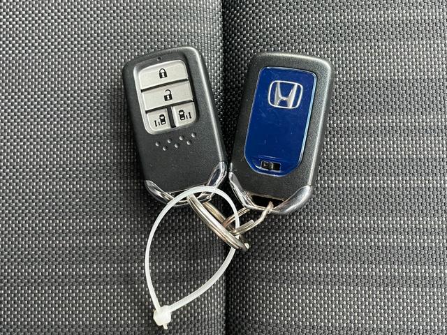 フリードハイブリッド ハイブリッド・EX 衝突被害軽減システム 純正SDナビ CD DVD BT フルセグ USB AUX MSV バックカメラ 両側パワースライドドア アダプティブクルーズコントロール LEDオートライト シートヒーター(67枚目)