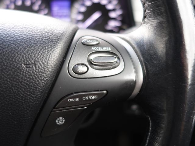 フーガ ３７０ＧＴ　ＦＯＵＲ　４ＷＤ　純正ナビ　ＣＤ　ＤＶＤ　ＢＴ　フルセグ　ＡＵＸ　ＵＳＢ　バックカメラ　レーダークルーズ　ＨＩＤオートライト　電動革シート　エアシート　オットマン　純正アルミ　ドラレコ　スマートキー×２　ＥＴＣ（10枚目）