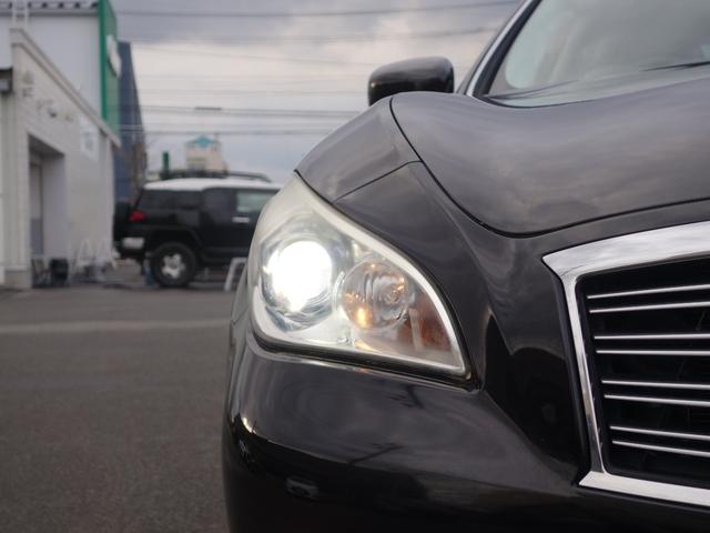 フーガ ３７０ＧＴ　ＦＯＵＲ　４ＷＤ　純正ナビ　ＣＤ　ＤＶＤ　ＢＴ　フルセグ　ＡＵＸ　ＵＳＢ　バックカメラ　レーダークルーズ　ＨＩＤオートライト　電動革シート　エアシート　オットマン　純正アルミ　ドラレコ　スマートキー×２　ＥＴＣ（27枚目）