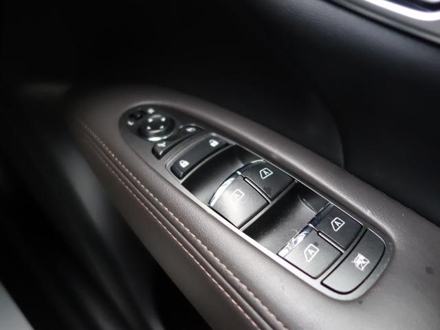 フーガ ３７０ＧＴ　ＦＯＵＲ　４ＷＤ　純正ナビ　ＣＤ　ＤＶＤ　ＢＴ　フルセグ　ＡＵＸ　ＵＳＢ　バックカメラ　レーダークルーズ　ＨＩＤオートライト　電動革シート　エアシート　オットマン　純正アルミ　ドラレコ　スマートキー×２　ＥＴＣ（64枚目）