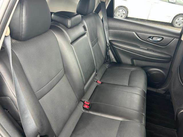 エクストレイル 20S ハイブリッド 4WD 衝突軽減システム 純正メモリナビ CD BT フルセグ USB AUX バックカメラ オートライト フォグランプ レザーシート レーンキープ コーナーセンサー ダウンヒルアシストコントロール(47枚目)