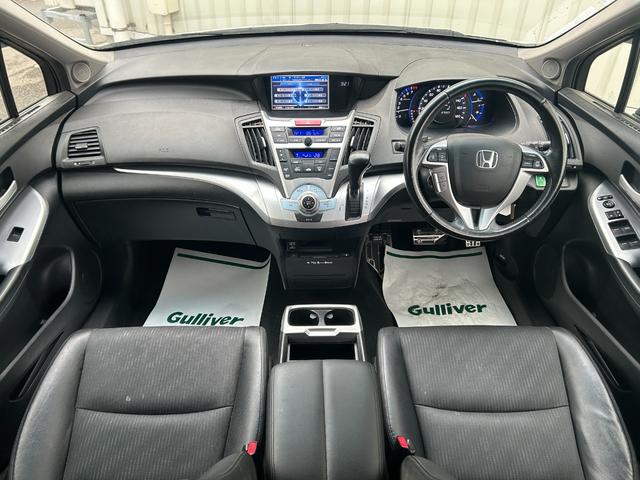 オデッセイ アブソルート　純正ＨＤＤナビ　ＣＤ　ＤＶＤ　ＢＴ　ワンセグ　ＵＳＢ　ＡＵＸ　バックカメラ　クルーズコントロール　オートライト　フォグランプ　ハーフレザー　純正１８インチアルミホイール　パドルシフト　ＥＴＣ（2枚目）