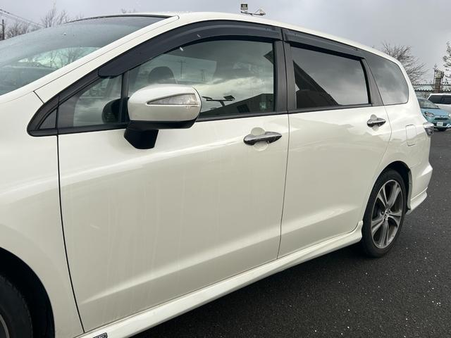 オデッセイ アブソルート　純正ＨＤＤナビ　ＣＤ　ＤＶＤ　ＢＴ　ワンセグ　ＵＳＢ　ＡＵＸ　バックカメラ　クルーズコントロール　オートライト　フォグランプ　ハーフレザー　純正１８インチアルミホイール　パドルシフト　ＥＴＣ（36枚目）