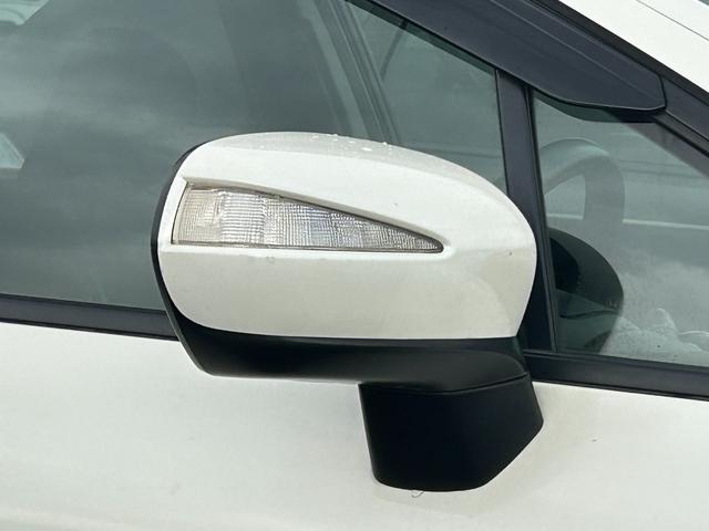 オデッセイ アブソルート　純正ＨＤＤナビ　ＣＤ　ＤＶＤ　ＢＴ　ワンセグ　ＵＳＢ　ＡＵＸ　バックカメラ　クルーズコントロール　オートライト　フォグランプ　ハーフレザー　純正１８インチアルミホイール　パドルシフト　ＥＴＣ（38枚目）