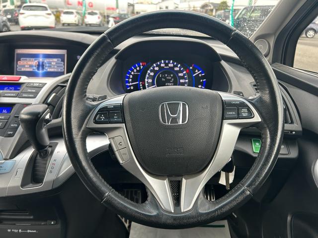 オデッセイ アブソルート　純正ＨＤＤナビ　ＣＤ　ＤＶＤ　ＢＴ　ワンセグ　ＵＳＢ　ＡＵＸ　バックカメラ　クルーズコントロール　オートライト　フォグランプ　ハーフレザー　純正１８インチアルミホイール　パドルシフト　ＥＴＣ（54枚目）