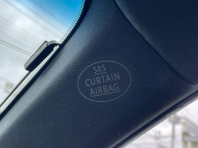 ハリアーハイブリッド プレミアム　スタイルアッシュ　４ＷＤ　メモリナビ　ＣＤ　ＤＶＤ　ＢＴ　フルセグ　ＵＳＢ　バックカメラ　電動リア　クルコン　ＬＥＤオートライト　電動ハーフレザー　シートヒーター　ルームミラー型ドラレコ　フォグ　スマートキー　ＥＴＣ（46枚目）