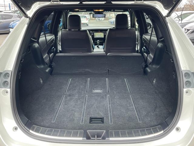 ハリアーハイブリッド プレミアム　スタイルアッシュ　４ＷＤ　メモリナビ　ＣＤ　ＤＶＤ　ＢＴ　フルセグ　ＵＳＢ　バックカメラ　電動リア　クルコン　ＬＥＤオートライト　電動ハーフレザー　シートヒーター　ルームミラー型ドラレコ　フォグ　スマートキー　ＥＴＣ（47枚目）