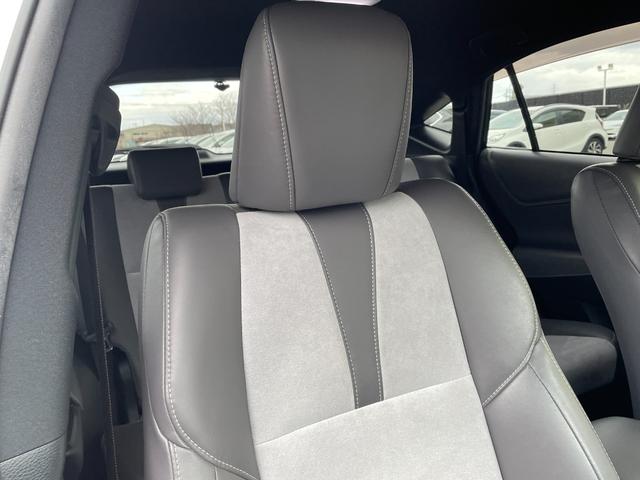 ハリアーハイブリッド プレミアム　スタイルアッシュ　４ＷＤ　メモリナビ　ＣＤ　ＤＶＤ　ＢＴ　フルセグ　ＵＳＢ　バックカメラ　電動リア　クルコン　ＬＥＤオートライト　電動ハーフレザー　シートヒーター　ルームミラー型ドラレコ　フォグ　スマートキー　ＥＴＣ（50枚目）