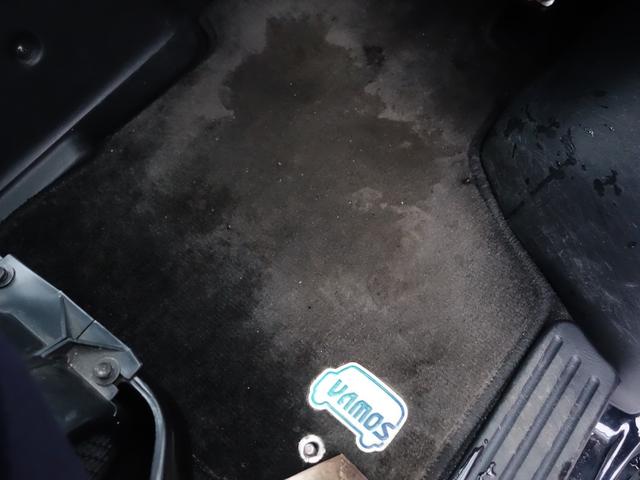 バモス Ｌローダウン　４ＷＤ　５ＭＴ　ワンオーナー　純正カーオーディオ　ＣＤ　ＡＵＸ　ＭＤ　ＡＭ／ＦＭ　両側スライドドア　ローダウン　純正アルミ　フォグランプ　純正フロアマット　ドアバイザー　パワーウィンドウ　リモコンキー（10枚目）