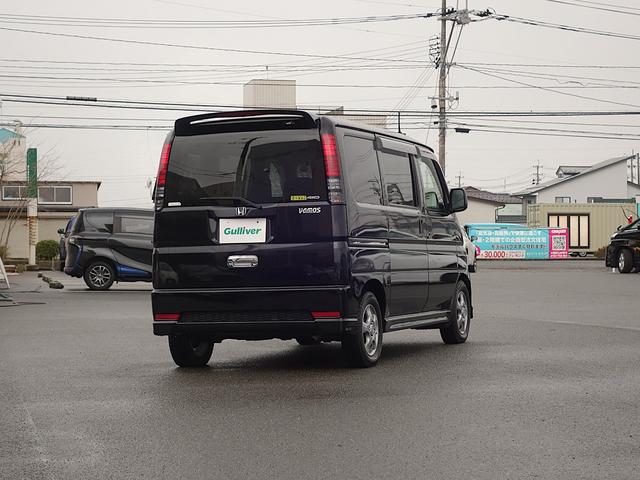 バモス Ｌローダウン　４ＷＤ　５ＭＴ　ワンオーナー　純正カーオーディオ　ＣＤ　ＡＵＸ　ＭＤ　ＡＭ／ＦＭ　両側スライドドア　ローダウン　純正アルミ　フォグランプ　純正フロアマット　ドアバイザー　パワーウィンドウ　リモコンキー（22枚目）