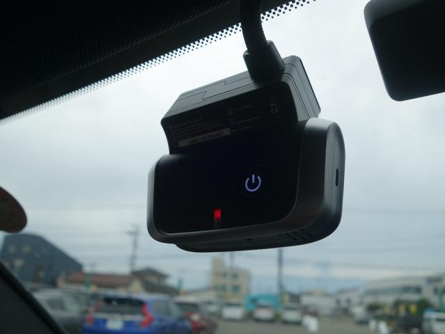 Ｘ３ ｘＤｒｉｖｅ　２０ｄ　Ｍスポーツ　４ＷＤ　軽油　衝突軽減　純正ナビ　ＢＴ　フルセグ　ＵＳＢ　全周囲　電動リア　レーダークルーズ　ＬＥＤオートライト　電動茶革シート　シートヒーター　ドラレコ　パドルシフト　ターボ　スマートキー　ＥＴＣ（9枚目）