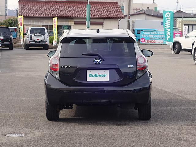 アクア G 純正ナビ CD DVD BT ワンセグ USB AM/FM バックカメラ オートライト シートヒーター 15インチアルミホイール ステアリングスイッチ 電動格納ウィンカーミラー スマートキー ETC(17枚目)