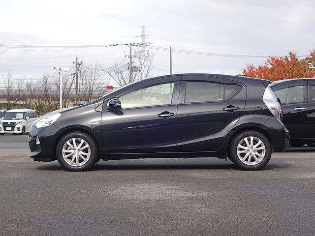 アクア G 純正ナビ CD DVD BT ワンセグ USB AM/FM バックカメラ オートライト シートヒーター 15インチアルミホイール ステアリングスイッチ 電動格納ウィンカーミラー スマートキー ETC(18枚目)