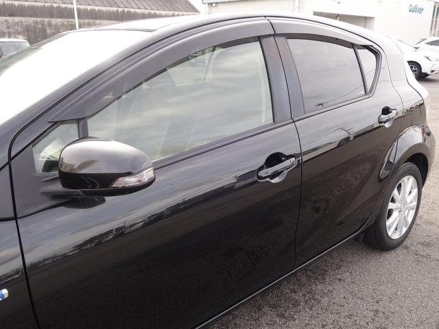 アクア G 純正ナビ CD DVD BT ワンセグ USB AM/FM バックカメラ オートライト シートヒーター 15インチアルミホイール ステアリングスイッチ 電動格納ウィンカーミラー スマートキー ETC(34枚目)