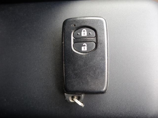 アクア G 純正ナビ CD DVD BT ワンセグ USB AM/FM バックカメラ オートライト シートヒーター 15インチアルミホイール ステアリングスイッチ 電動格納ウィンカーミラー スマートキー ETC(64枚目)