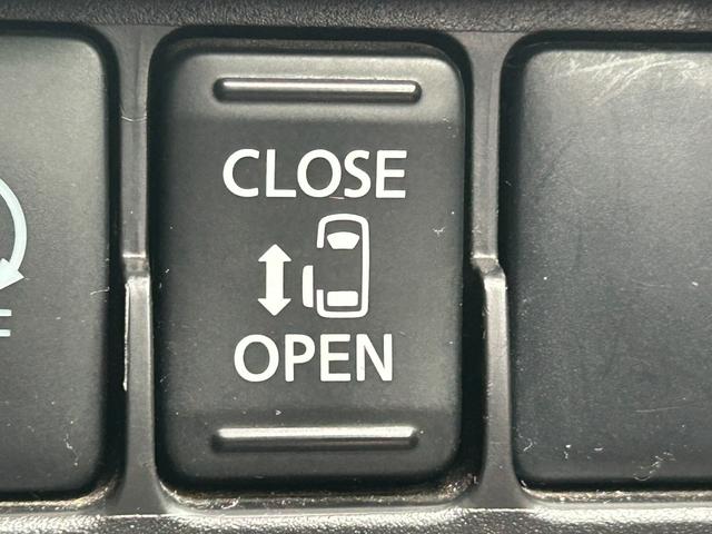 デイズルークス ハイウェイスター　Ｘ　Ｖセレクション＋セーフティＩＩ　衝突被害軽減システム　純正ＳＤナビ　ＣＤ　ＤＶＤ　ＢＴ　フルセグ　ＵＳＢ　ＡＵＸ　ＭＳＶ　全周囲カメラ　電動スライド　ＨＩＤ　スマートルームミラー　電動格納ウィンカーミラー　スマートキー　ＥＴＣ（9枚目）