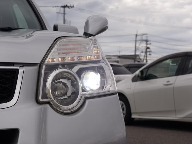 エクストレイル ２０ＧＴ　Ｓ　４ＷＤ　軽油　メモリナビ　ＣＤ　ＤＶＤ　ＢＴ　フルセグ　ＵＳＢ　ＡＵＸ　ＭＳＶ　バックカメラ　ＨＩＤオートライト　撥水シート　電動格納ミラー　フォグランプ　純正フロアマット　ドアバイザ―　スマートキー（29枚目）
