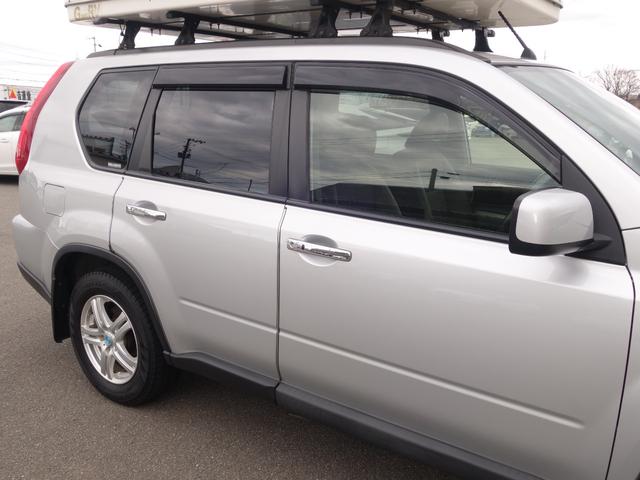 エクストレイル ２０ＧＴ　Ｓ　４ＷＤ　軽油　メモリナビ　ＣＤ　ＤＶＤ　ＢＴ　フルセグ　ＵＳＢ　ＡＵＸ　ＭＳＶ　バックカメラ　ＨＩＤオートライト　撥水シート　電動格納ミラー　フォグランプ　純正フロアマット　ドアバイザ―　スマートキー（35枚目）