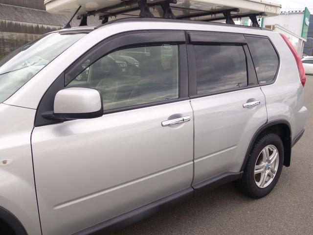 エクストレイル ２０ＧＴ　Ｓ　４ＷＤ　軽油　メモリナビ　ＣＤ　ＤＶＤ　ＢＴ　フルセグ　ＵＳＢ　ＡＵＸ　ＭＳＶ　バックカメラ　ＨＩＤオートライト　撥水シート　電動格納ミラー　フォグランプ　純正フロアマット　ドアバイザ―　スマートキー（36枚目）