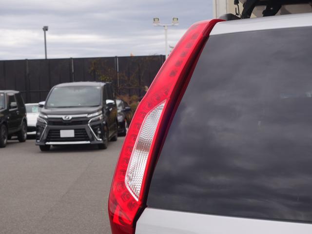 エクストレイル ２０ＧＴ　Ｓ　４ＷＤ　軽油　メモリナビ　ＣＤ　ＤＶＤ　ＢＴ　フルセグ　ＵＳＢ　ＡＵＸ　ＭＳＶ　バックカメラ　ＨＩＤオートライト　撥水シート　電動格納ミラー　フォグランプ　純正フロアマット　ドアバイザ―　スマートキー（41枚目）