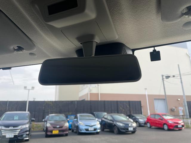 ジムニー ＸＬ　パートタイム４ＷＤ　デュアルセンサーブレーキサポート　純正ＳＤナビ　ＣＤ　ＤＶＤ　ＢＴ　フルセグ　オートライト　シートヒーター　ドラレコ　電動格納ミラー　ミラーヒーター　ターボ　スマートキー　ＥＴＣ（57枚目）