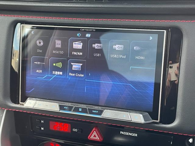 ＢＲＺ ＳＴＩ　スポーツ　６ＭＴ　ＳＤナビ　ＣＤ　ＤＶＤ　ＢＴ　フルセグ　ＵＳＢ　ＡＵＸ　ＭＳＶ　クルコン　ＬＥＤオートライト　ハーフレザー　シートヒーター　純正アルミ　ドラレコ　ステアリングスイッチ　スマートキー　ＥＴＣ（6枚目）