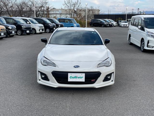 ＢＲＺ ＳＴＩ　スポーツ　６ＭＴ　ＳＤナビ　ＣＤ　ＤＶＤ　ＢＴ　フルセグ　ＵＳＢ　ＡＵＸ　ＭＳＶ　クルコン　ＬＥＤオートライト　ハーフレザー　シートヒーター　純正アルミ　ドラレコ　ステアリングスイッチ　スマートキー　ＥＴＣ（16枚目）
