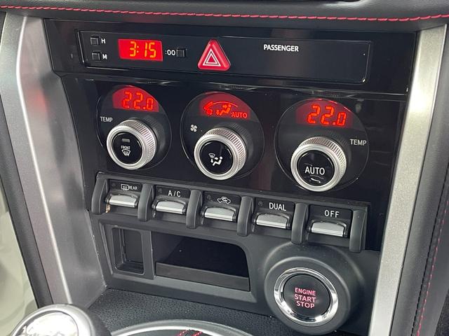 ＢＲＺ ＳＴＩ　スポーツ　６ＭＴ　ＳＤナビ　ＣＤ　ＤＶＤ　ＢＴ　フルセグ　ＵＳＢ　ＡＵＸ　ＭＳＶ　クルコン　ＬＥＤオートライト　ハーフレザー　シートヒーター　純正アルミ　ドラレコ　ステアリングスイッチ　スマートキー　ＥＴＣ（60枚目）