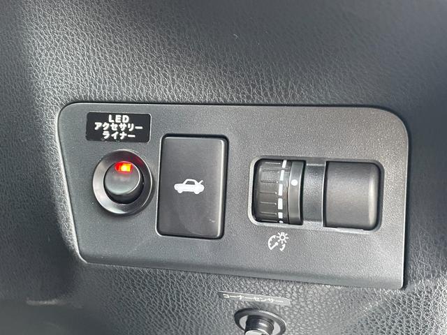 ＢＲＺ ＳＴＩ　スポーツ　６ＭＴ　ＳＤナビ　ＣＤ　ＤＶＤ　ＢＴ　フルセグ　ＵＳＢ　ＡＵＸ　ＭＳＶ　クルコン　ＬＥＤオートライト　ハーフレザー　シートヒーター　純正アルミ　ドラレコ　ステアリングスイッチ　スマートキー　ＥＴＣ（61枚目）