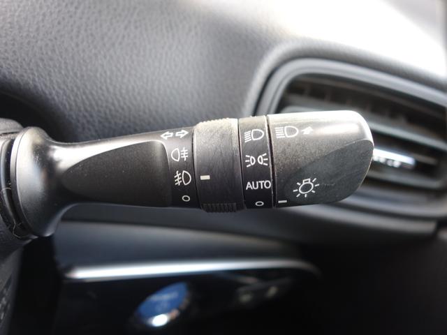 プリウス Sセーフティプラス 4WD 衝突軽減 純正SDナビ CD DVD BT フルセグ バックカメラ レーダークルーズ LEDオートライト 純正アルミ ドラレコ ステアリングスイッチ ウィンカーミラー スマートキー×2 ETC(58枚目)