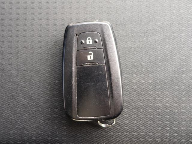 プリウス Sセーフティプラス 4WD 衝突軽減 純正SDナビ CD DVD BT フルセグ バックカメラ レーダークルーズ LEDオートライト 純正アルミ ドラレコ ステアリングスイッチ ウィンカーミラー スマートキー×2 ETC(72枚目)