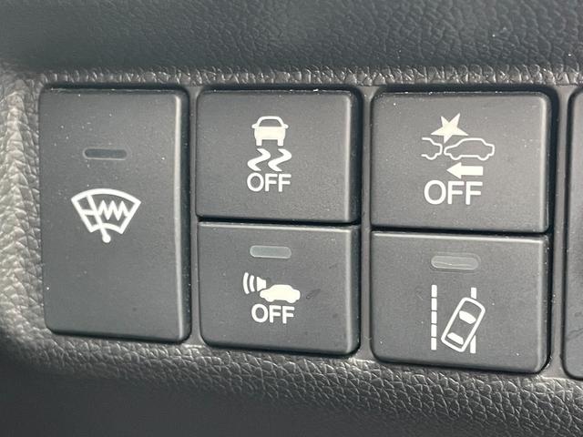 フィットハイブリッド F 4WD ホンダセンシング メモリナビ CD USB AUX レーダークルーズ ワイパーデアイサー アイドリングストップ 電動格納ウィンカーミラー フロアマット ドアバイザ― スマートキー ETC(5枚目)