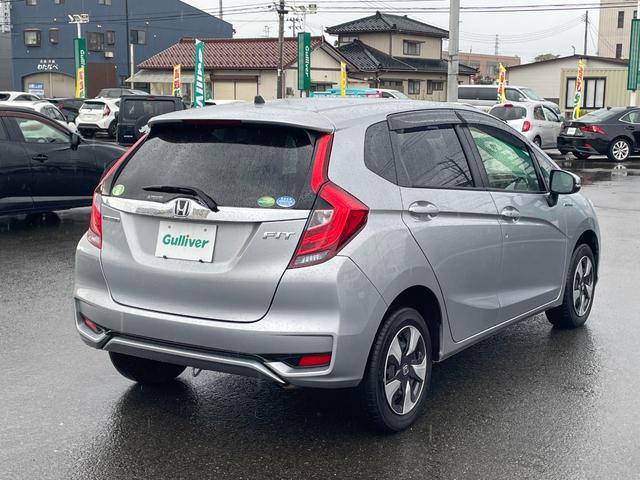 フィットハイブリッド F 4WD ホンダセンシング メモリナビ CD USB AUX レーダークルーズ ワイパーデアイサー アイドリングストップ 電動格納ウィンカーミラー フロアマット ドアバイザ― スマートキー ETC(20枚目)