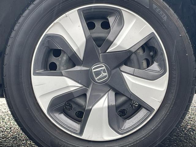 フィットハイブリッド F 4WD ホンダセンシング メモリナビ CD USB AUX レーダークルーズ ワイパーデアイサー アイドリングストップ 電動格納ウィンカーミラー フロアマット ドアバイザ― スマートキー ETC(26枚目)