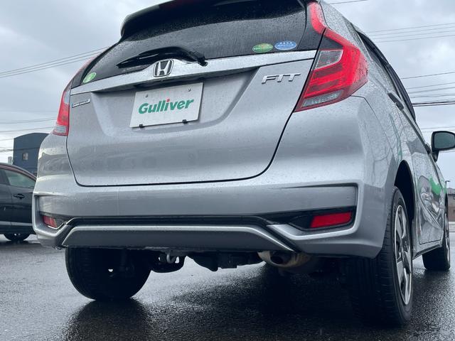 フィットハイブリッド F 4WD ホンダセンシング メモリナビ CD USB AUX レーダークルーズ ワイパーデアイサー アイドリングストップ 電動格納ウィンカーミラー フロアマット ドアバイザ― スマートキー ETC(40枚目)