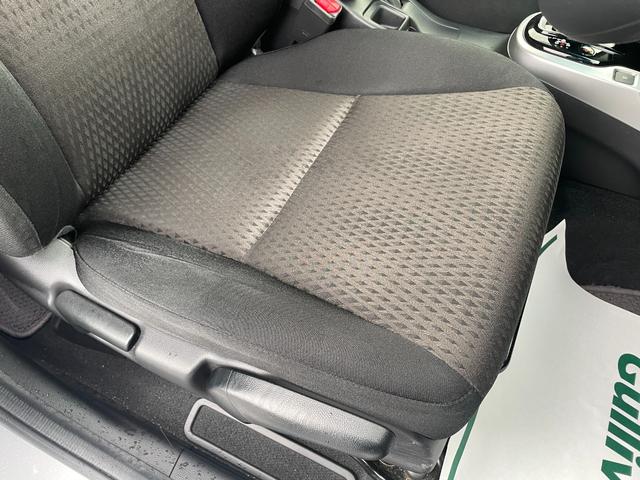 フィットハイブリッド F 4WD ホンダセンシング メモリナビ CD USB AUX レーダークルーズ ワイパーデアイサー アイドリングストップ 電動格納ウィンカーミラー フロアマット ドアバイザ― スマートキー ETC(49枚目)