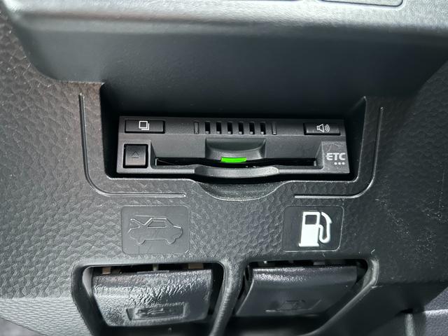 ルーミー カスタムG-T ワンオーナー 衝突軽減 両側パワースライド 純正ナビ CD DVD SD BT フルセグ バックカメラ ステアスイッチ レーダークルーズ ETC ドラレコ 純正アルミホイール LEDライト フォグ(11枚目)