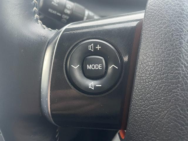 シエンタ G 4WD 衝突軽減システム 純正SDナビ CD BT フルセグ USB バックカメラ 両側パワースライドドア オートハイビーム レーンキープアシスト コーナーセンサー 純正フロアマット 電動格納ミラー(10枚目)