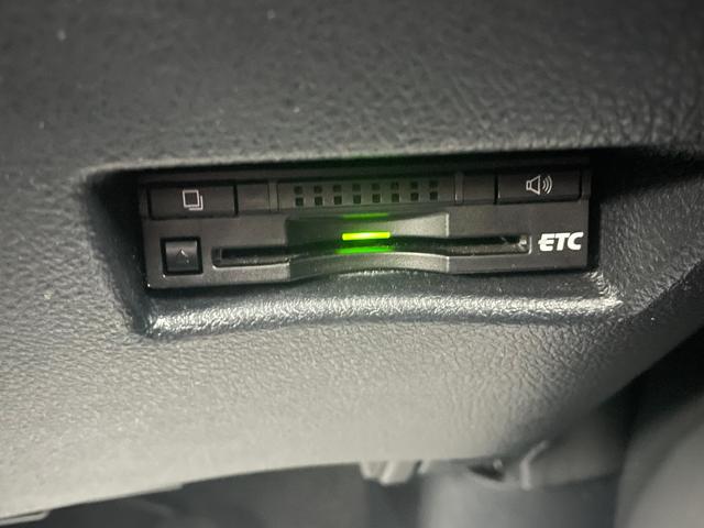 シエンタ G 4WD 衝突軽減システム 純正SDナビ CD BT フルセグ USB バックカメラ 両側パワースライドドア オートハイビーム レーンキープアシスト コーナーセンサー 純正フロアマット 電動格納ミラー(11枚目)