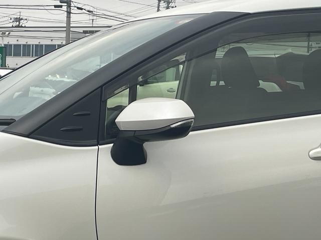 シエンタ G 4WD 衝突軽減システム 純正SDナビ CD BT フルセグ USB バックカメラ 両側パワースライドドア オートハイビーム レーンキープアシスト コーナーセンサー 純正フロアマット 電動格納ミラー(36枚目)