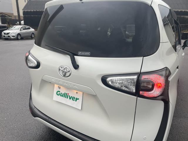 シエンタ G 4WD 衝突軽減システム 純正SDナビ CD BT フルセグ USB バックカメラ 両側パワースライドドア オートハイビーム レーンキープアシスト コーナーセンサー 純正フロアマット 電動格納ミラー(40枚目)