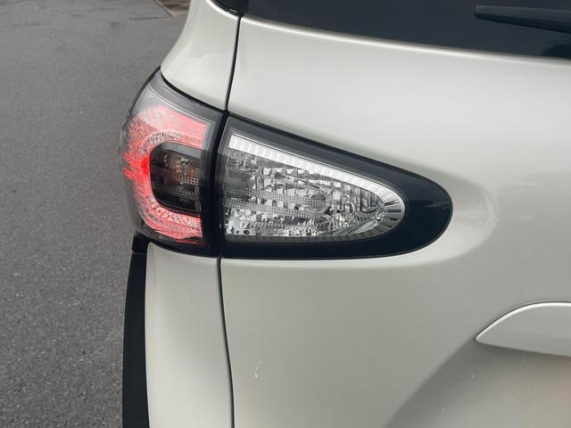 シエンタ G 4WD 衝突軽減システム 純正SDナビ CD BT フルセグ USB バックカメラ 両側パワースライドドア オートハイビーム レーンキープアシスト コーナーセンサー 純正フロアマット 電動格納ミラー(42枚目)