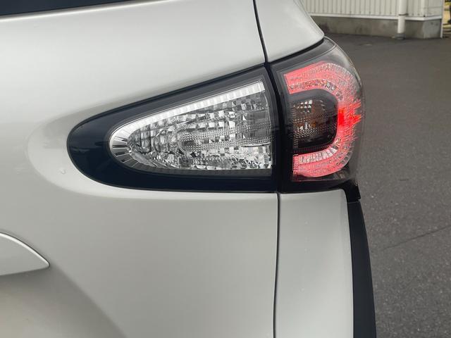 シエンタ G 4WD 衝突軽減システム 純正SDナビ CD BT フルセグ USB バックカメラ 両側パワースライドドア オートハイビーム レーンキープアシスト コーナーセンサー 純正フロアマット 電動格納ミラー(43枚目)