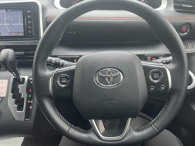 シエンタ G 4WD 衝突軽減システム 純正SDナビ CD BT フルセグ USB バックカメラ 両側パワースライドドア オートハイビーム レーンキープアシスト コーナーセンサー 純正フロアマット 電動格納ミラー(52枚目)